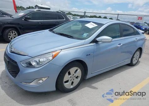 2012 Hyundai Sonata Hybrid из США, поврежденный, VIN KMHEC4A44CA035074